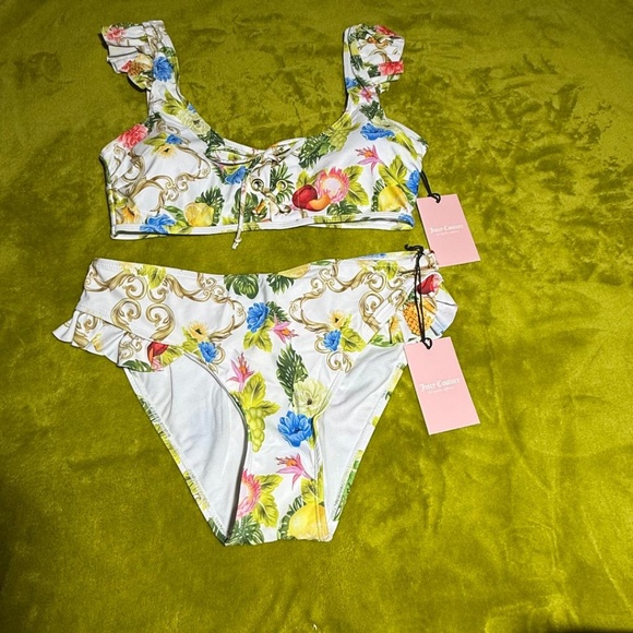NWT Juicy Couture 2 piece Lace Up Top/ Ruffle Detail Bikini White Floral Large - Picture 1 of 9